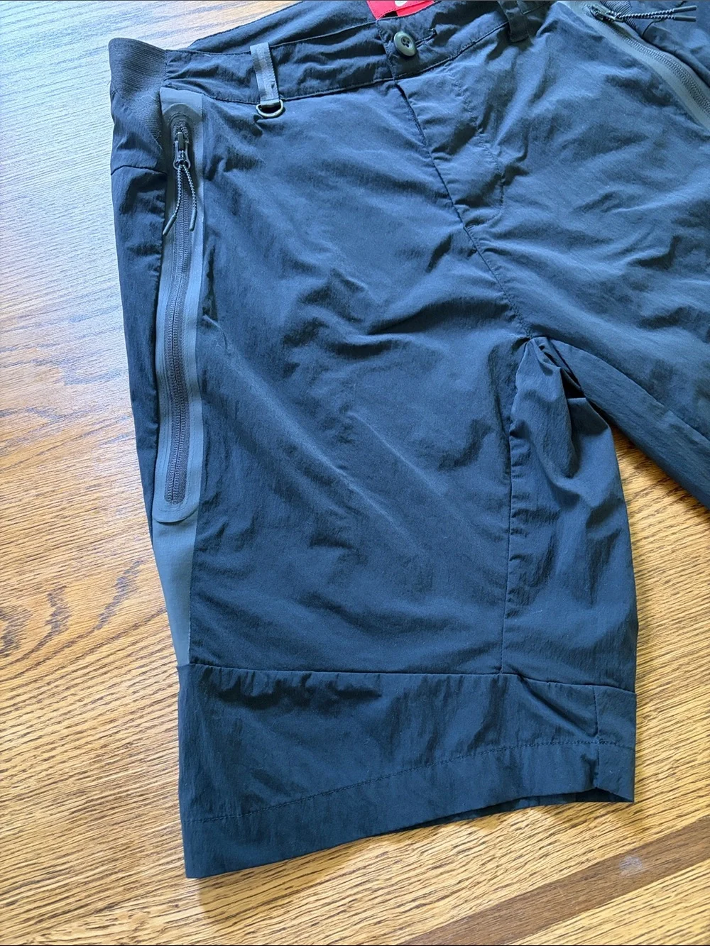 Nike Men's Black Athletic Zip-Pocket Shorts